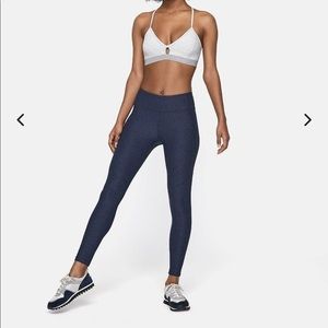 Outdoor Voices Warmup Legging in Navy, Size Med